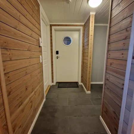 In Voss - Trastolen * Skulestadmo